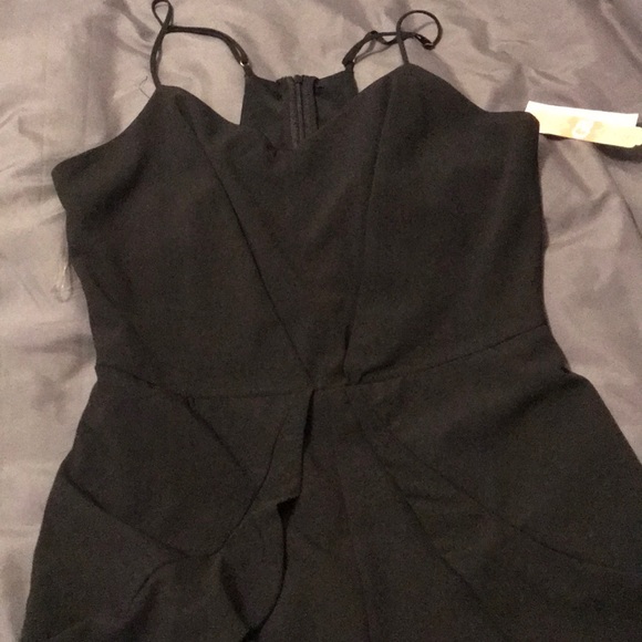 Romper - Picture 2 of 2